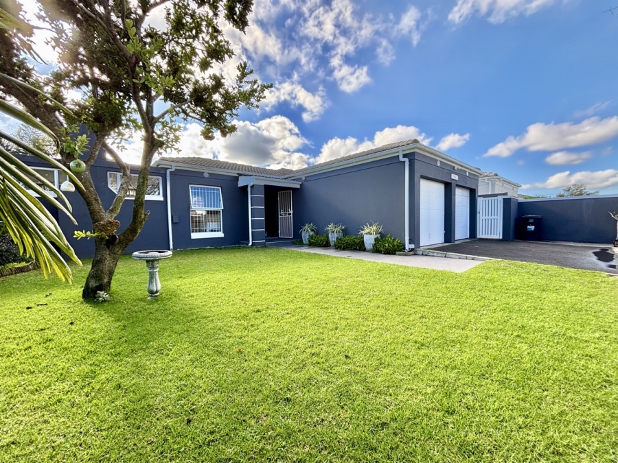 3 Bedroom Property for Sale in Sunningdale Western Cape